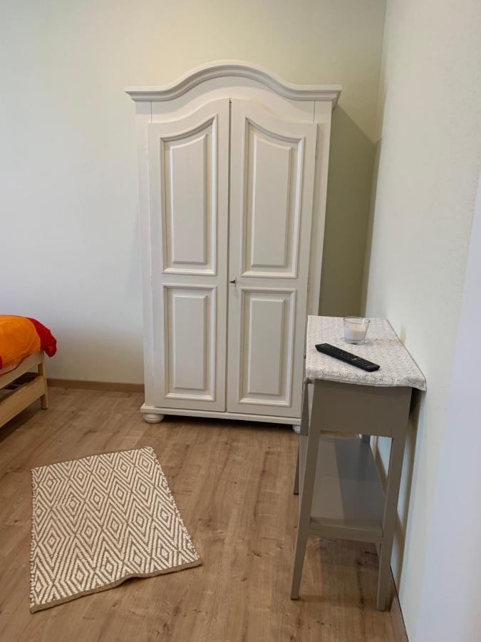 לייפציג Die Senfbude - Wunderschoene Apartments Fuer 4 Personen Mit Terrasse & Stellplatz מראה חיצוני תמונה
